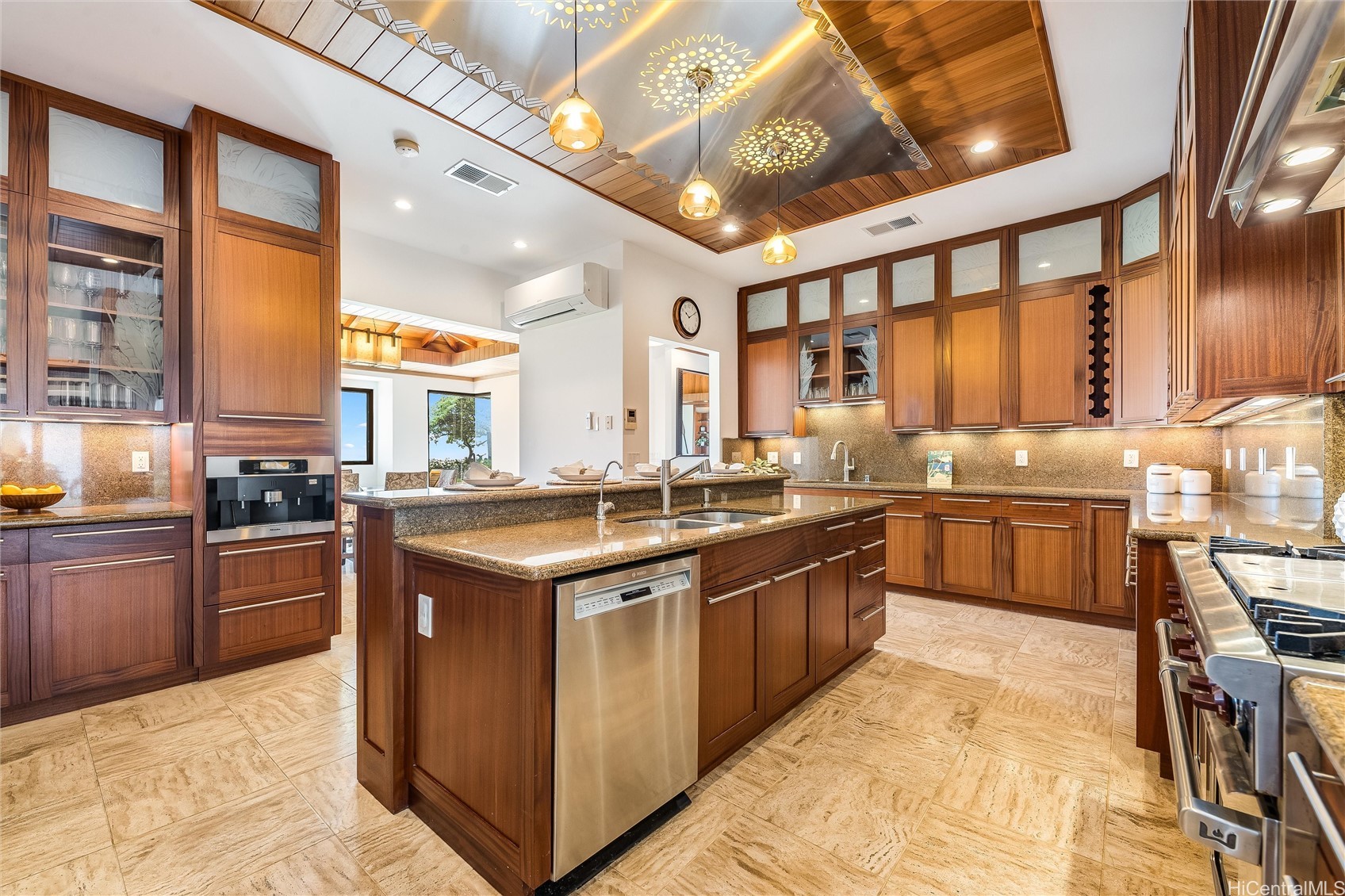 47 Kailuana Place