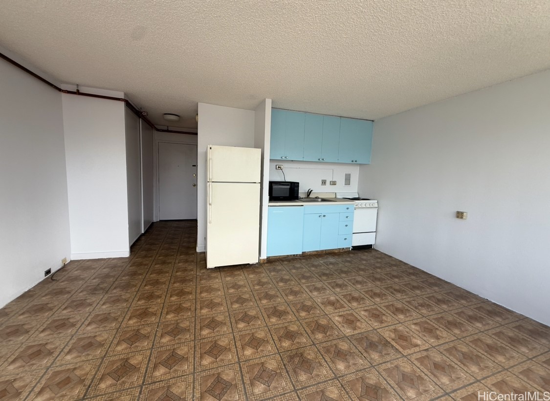 1650 Kanunu Street 916