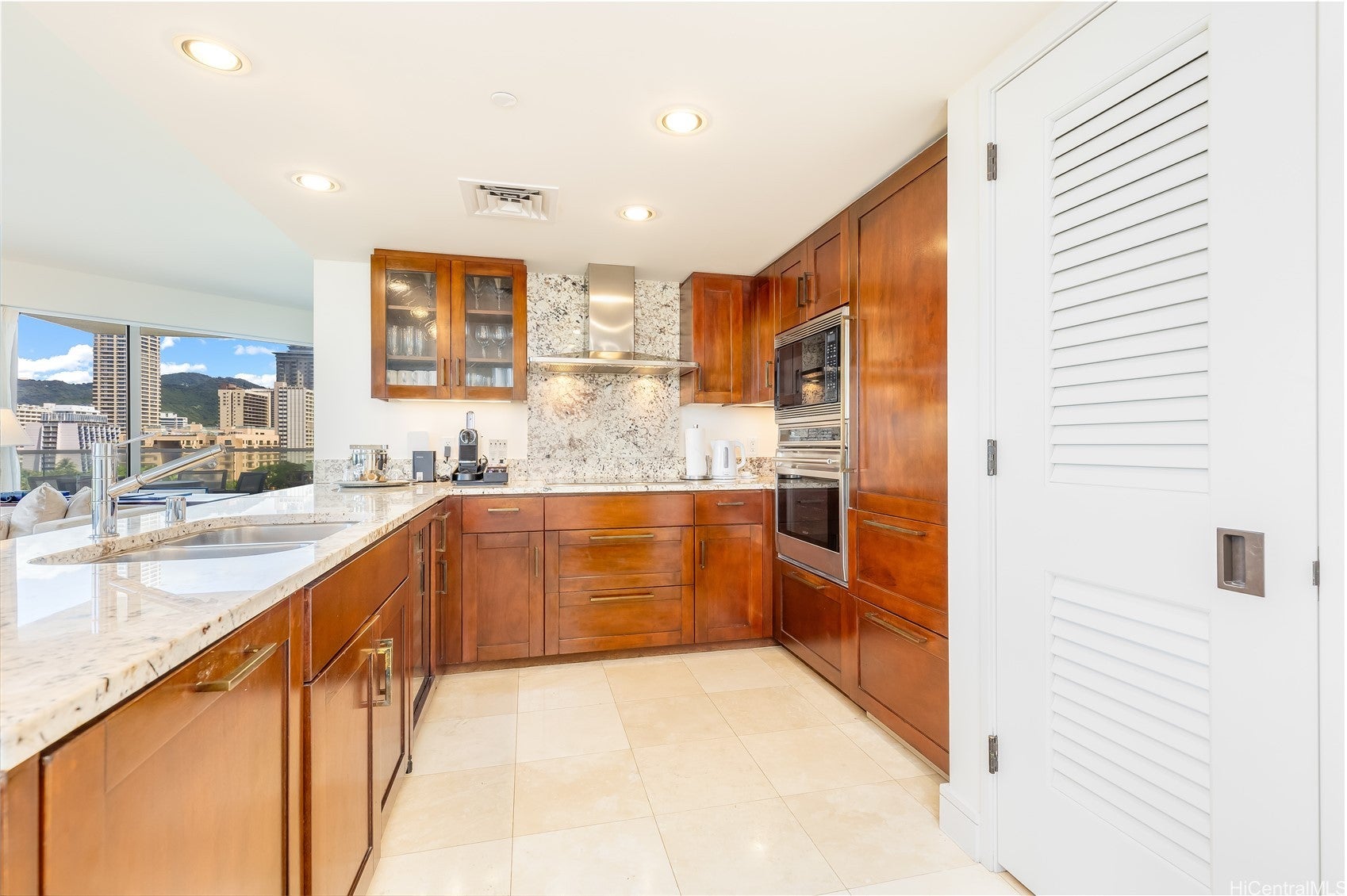 223 Saratoga Road 903