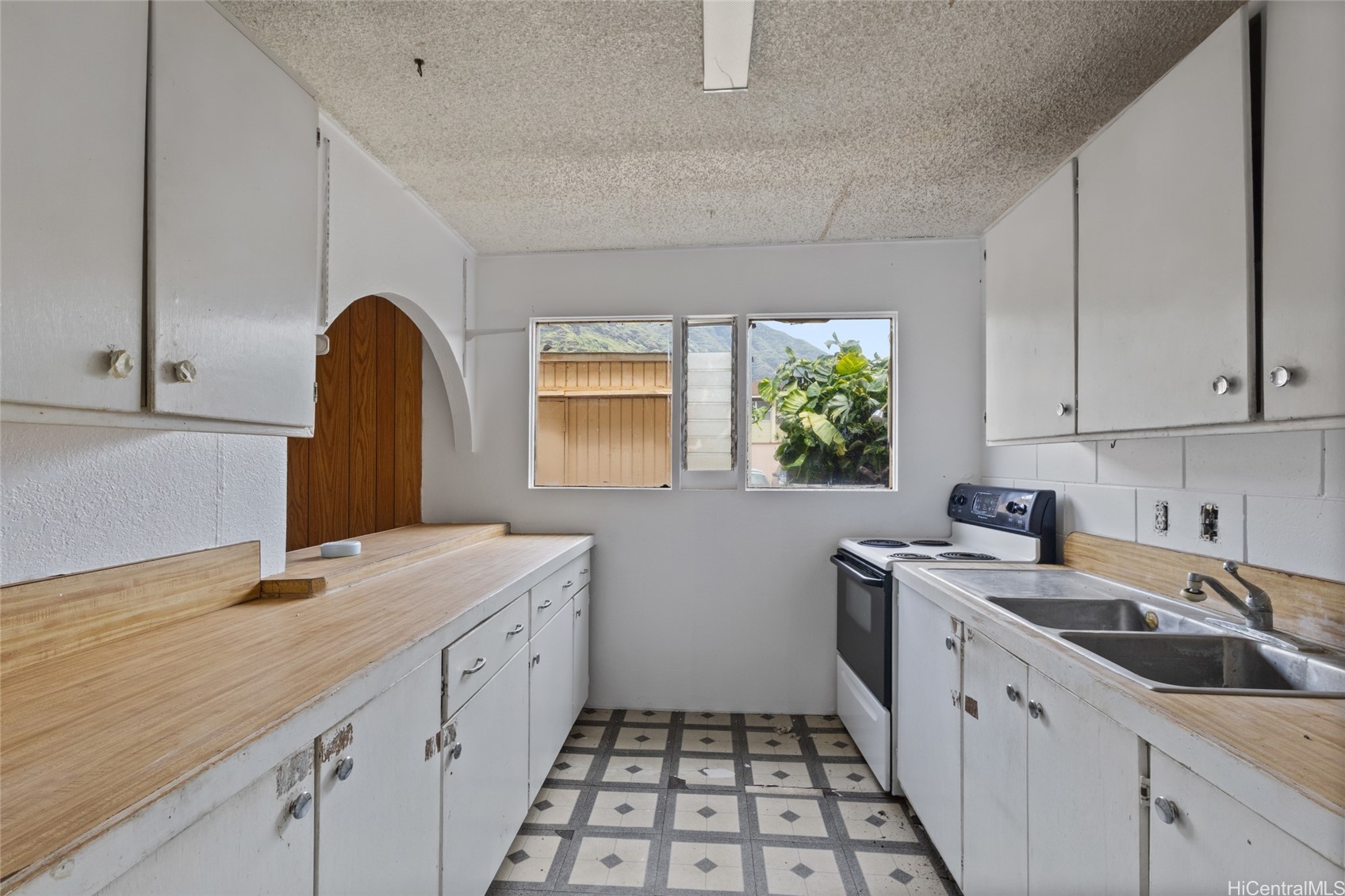 85-128 Ala Walua Street B