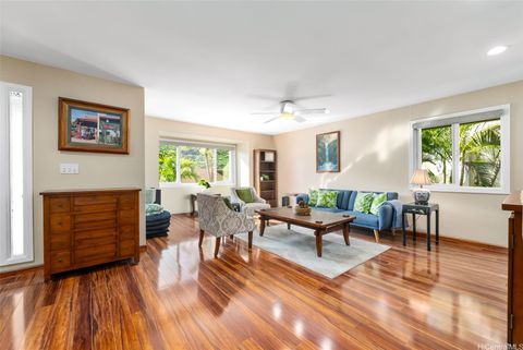 1357 Kaeleku Street Honolulu HI 96825