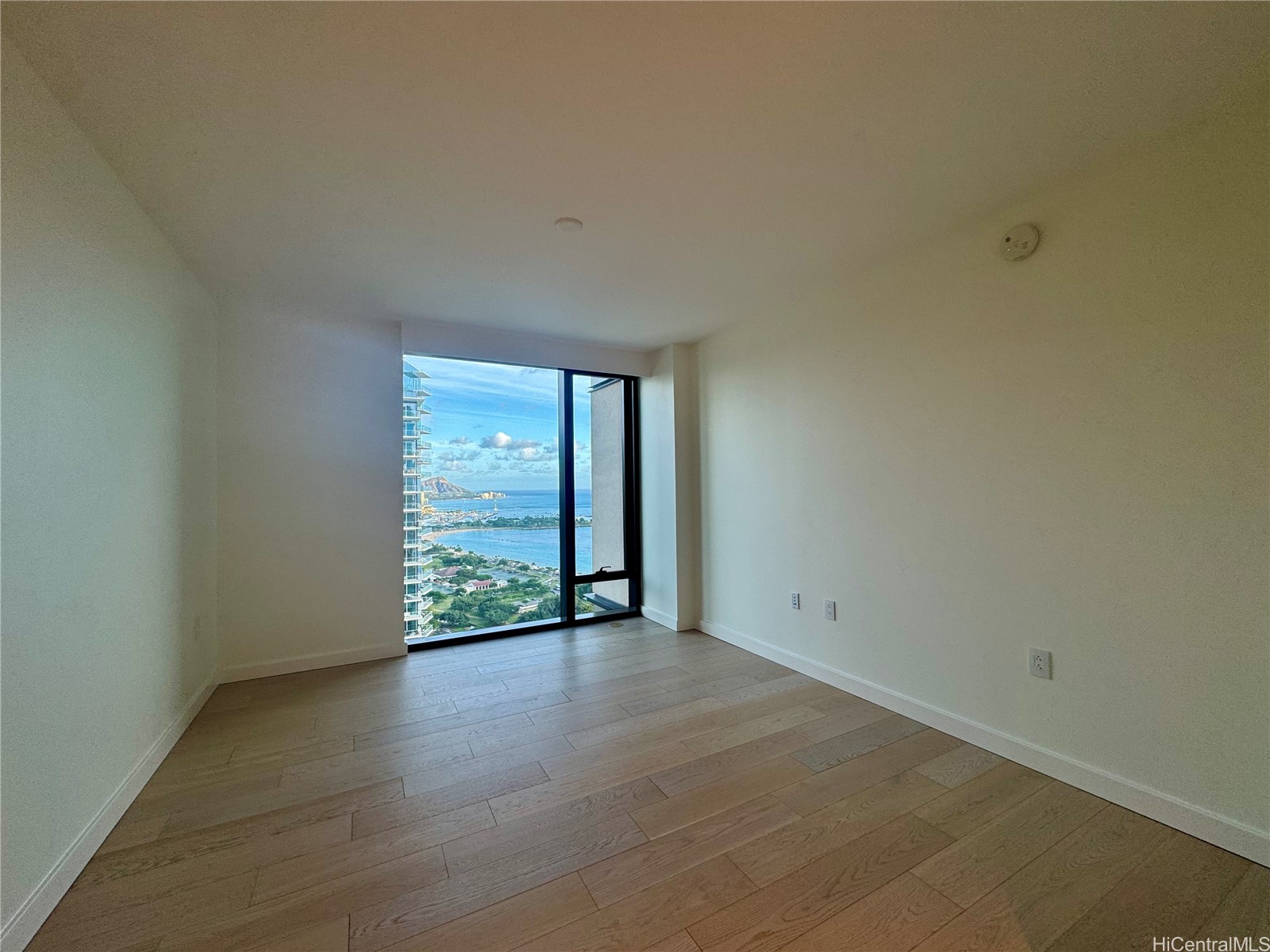 1100 Ala Moana Boulevard 3202