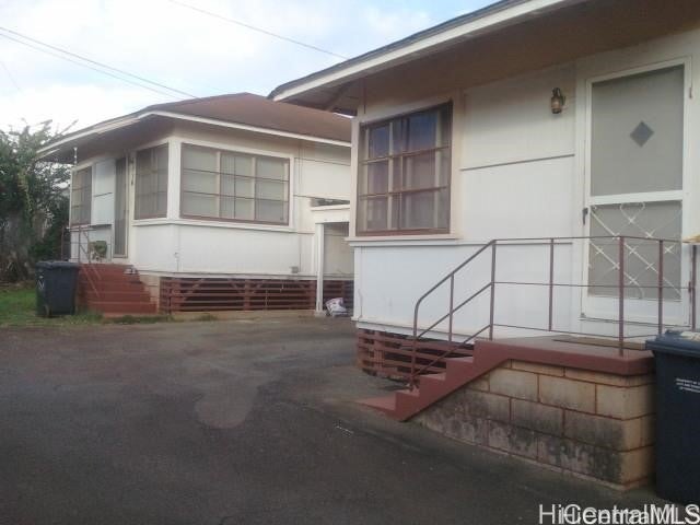 718 10th Avenue