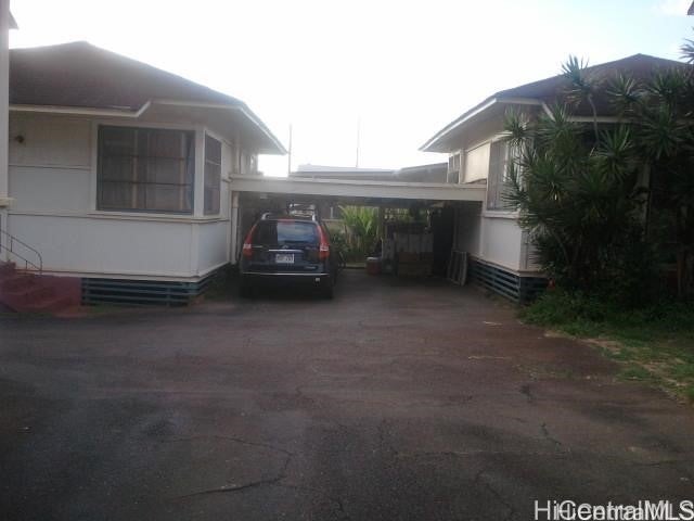 718 10th Avenue