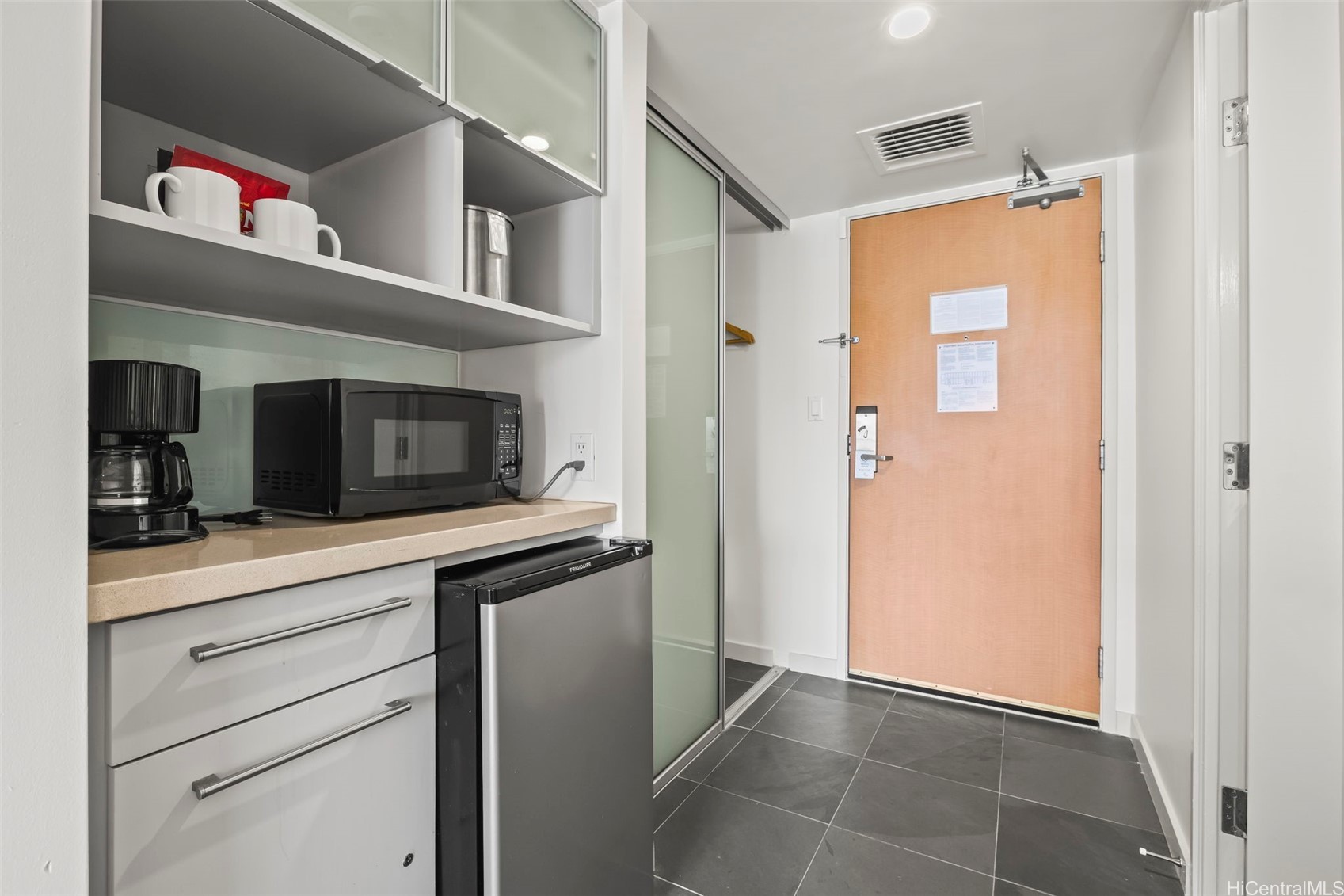 410 Atkinson Drive 3003