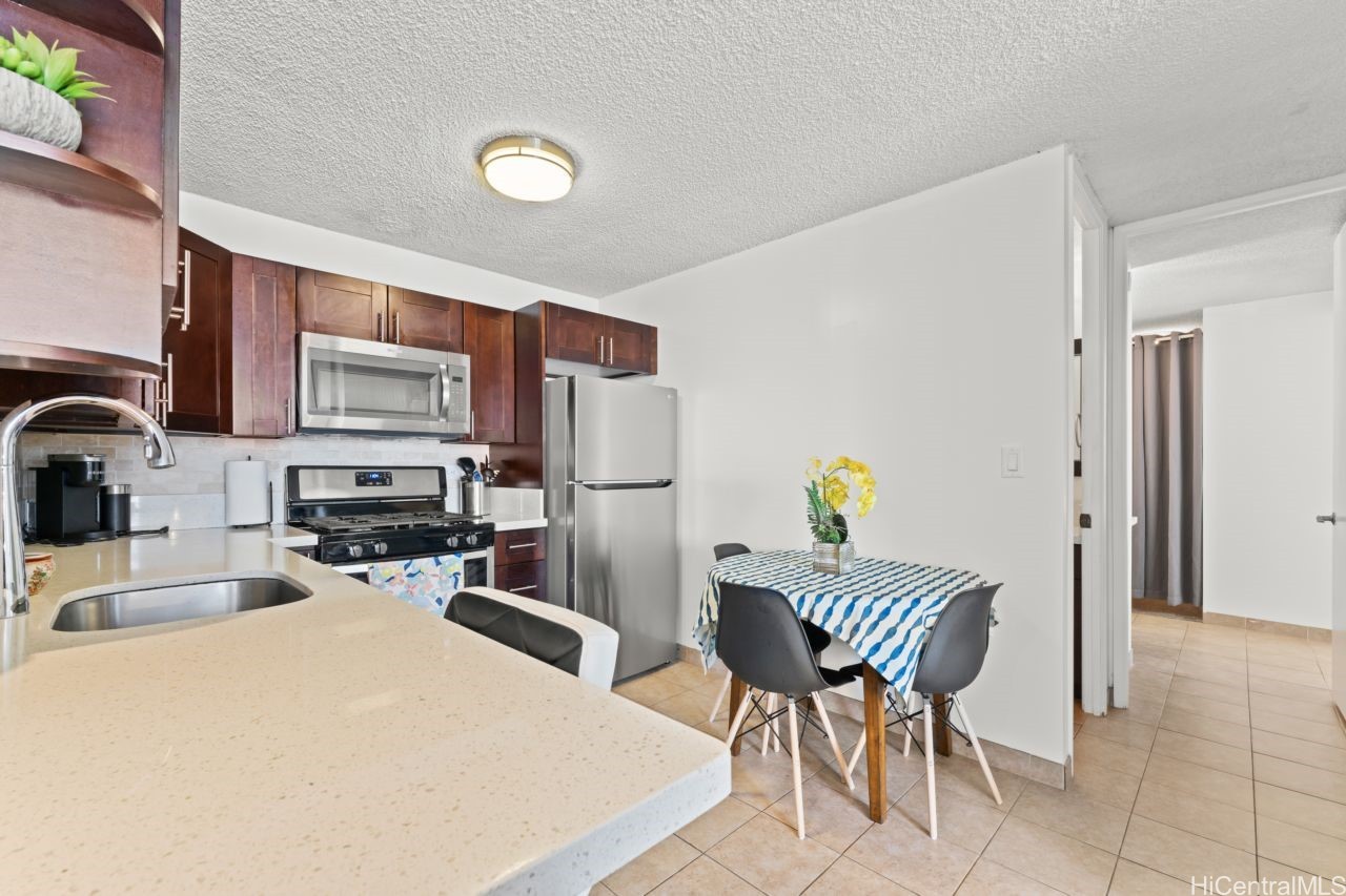 2452 Tusitala Street 1101