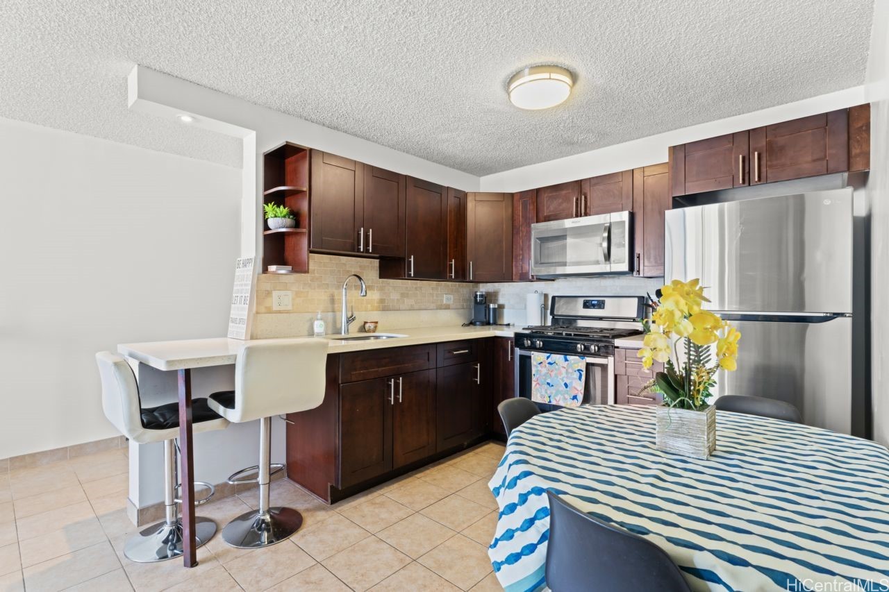 2452 Tusitala Street 1101