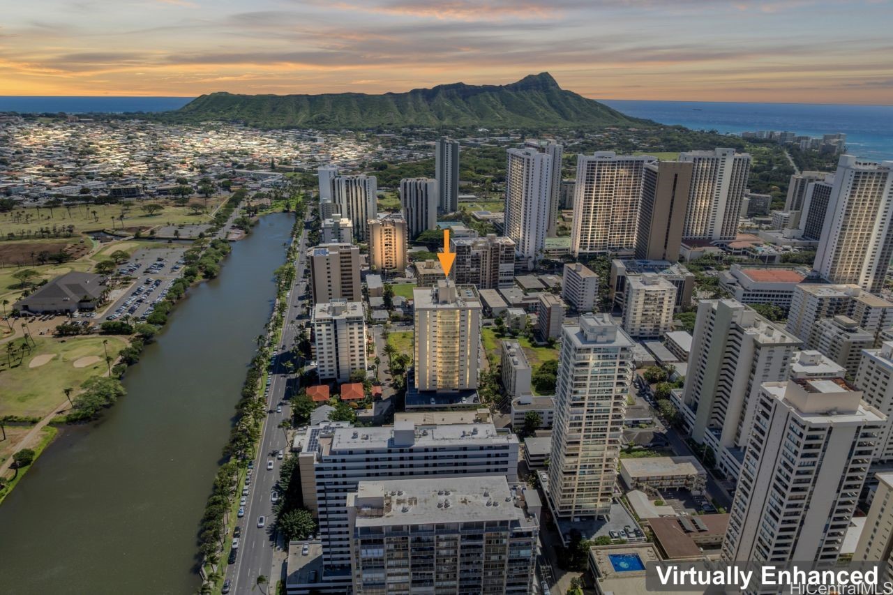 Waikiki Lanais Condominium