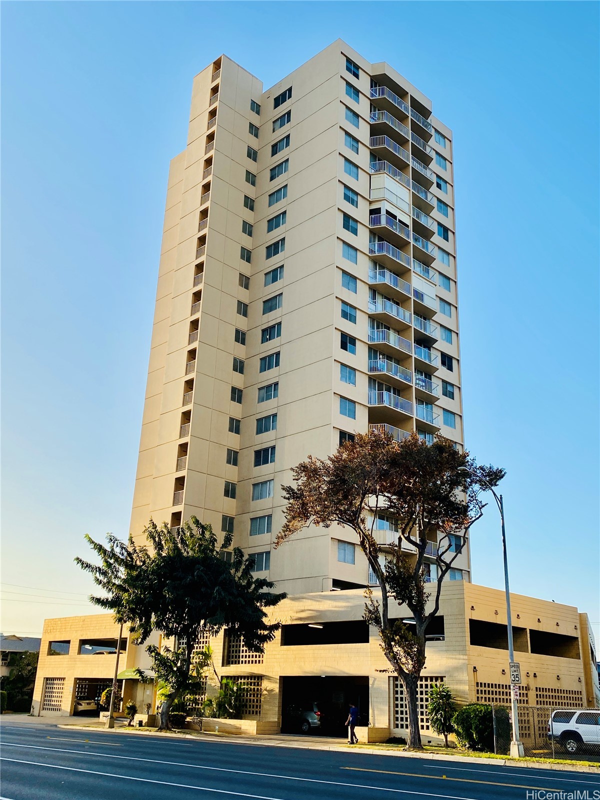 Kapiolani Royale Condominium