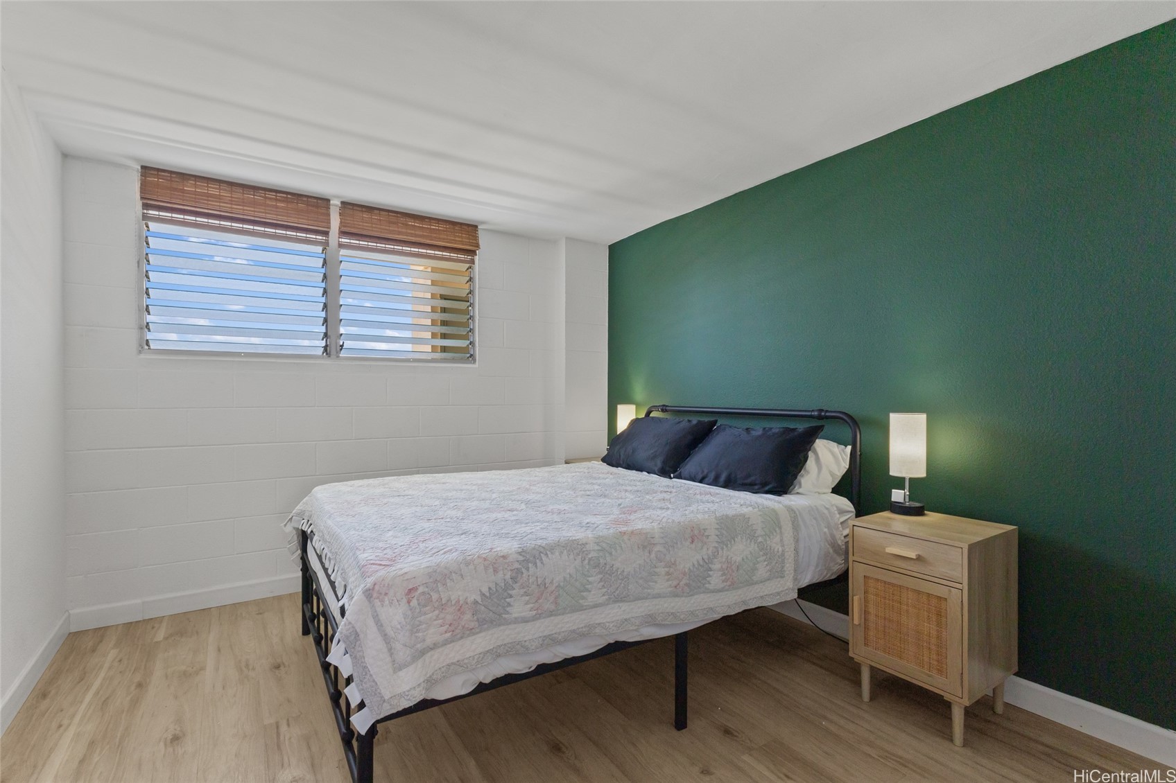 2211 Ala Wai Boulevard 2910