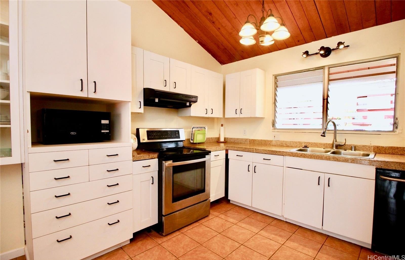 92-916 Palailai Street 72