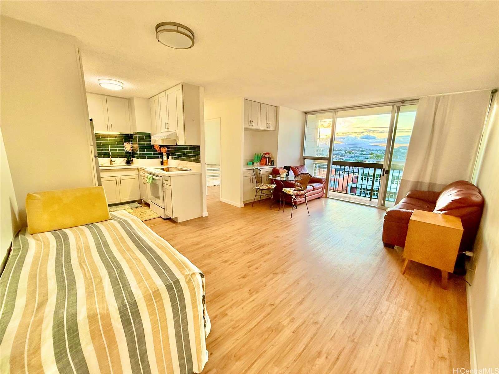 1425 Liliha Street 7G