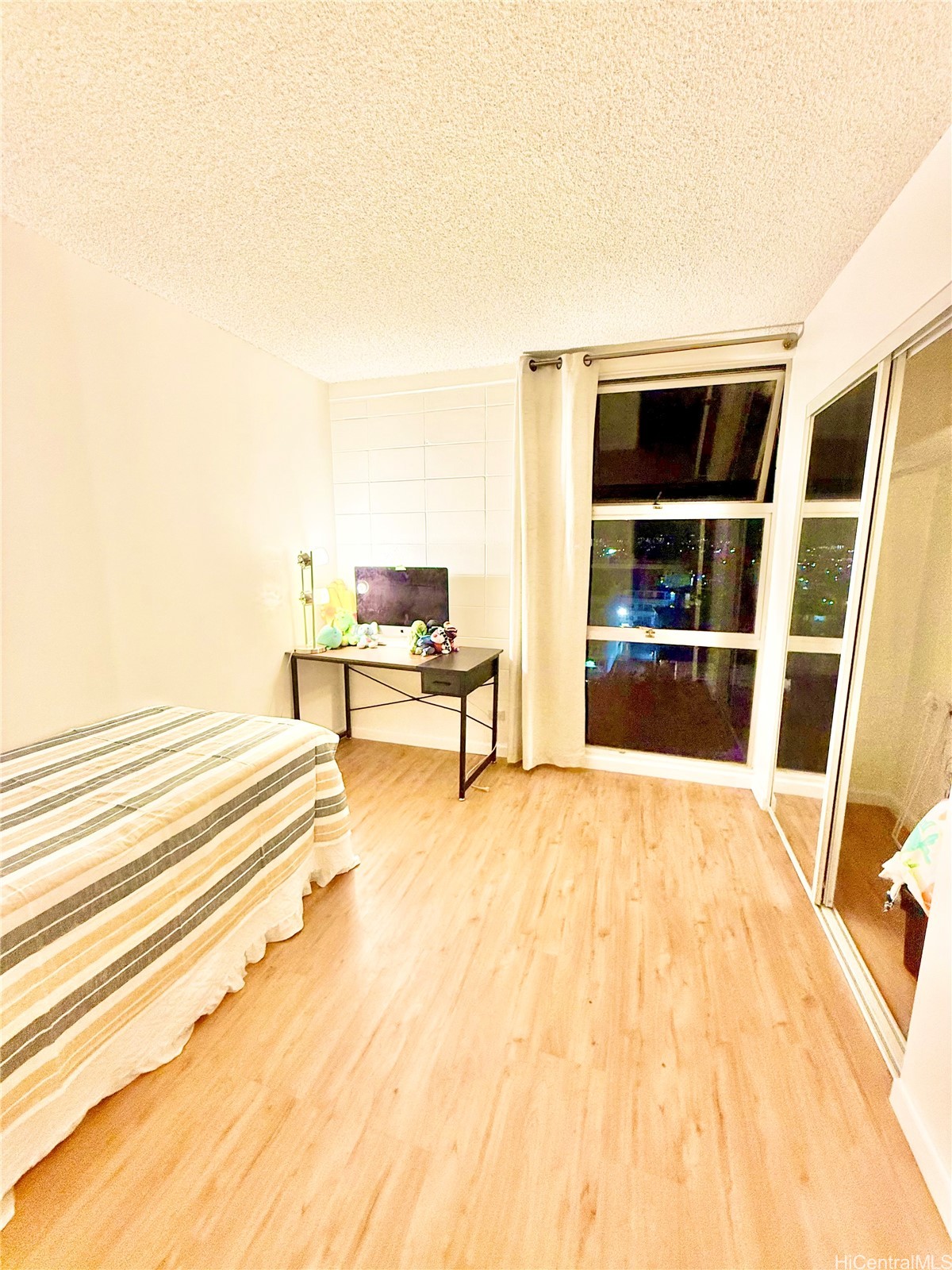 1425 Liliha Street 7G