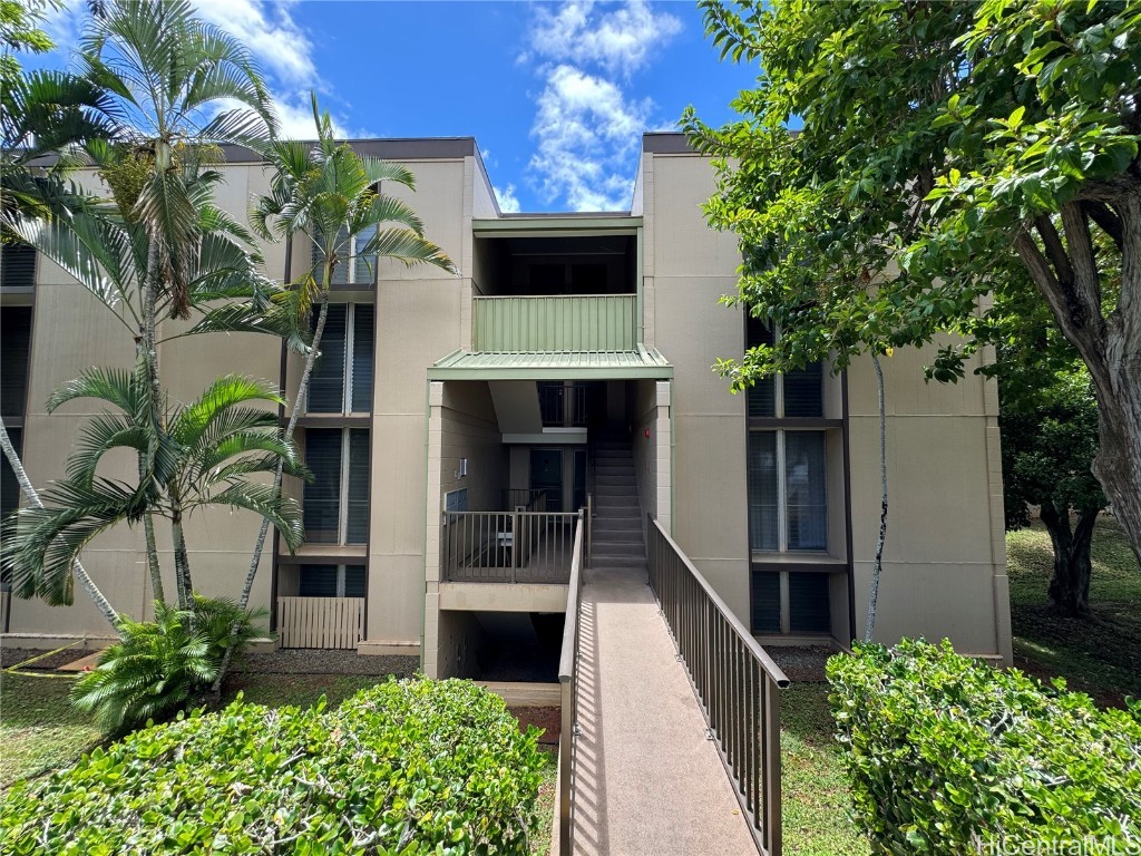 Hokuahi Apts Condominium