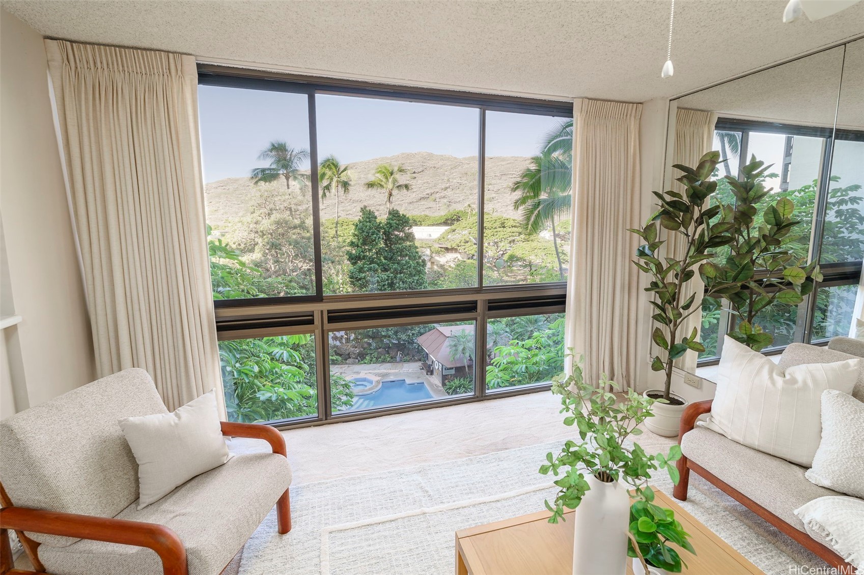 521 Hahaione Street 2/4F