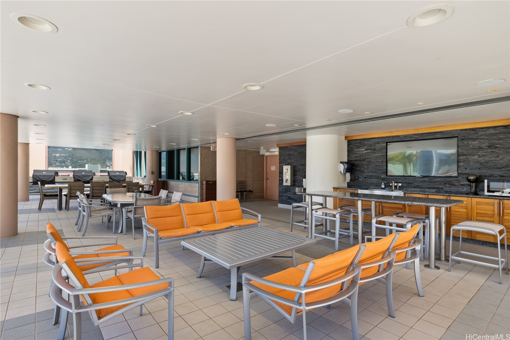 Waikiki Landmark Condominium