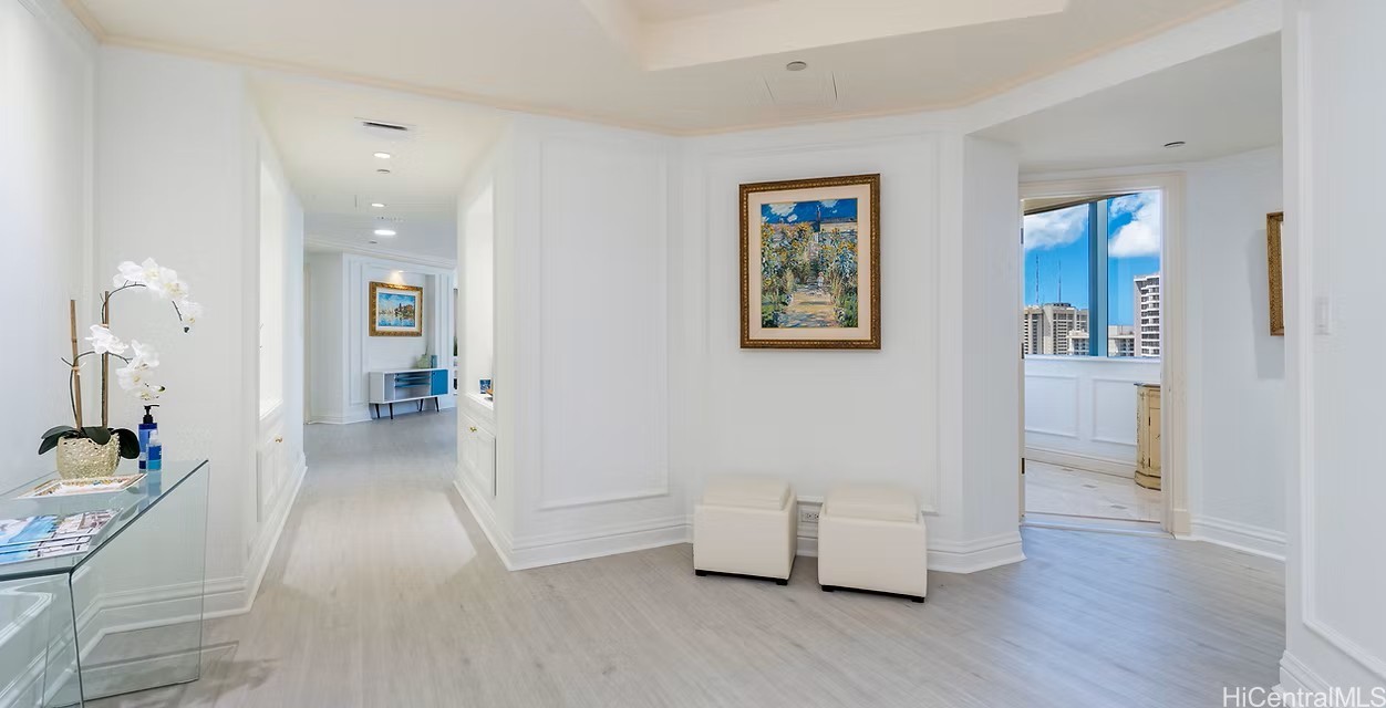 1888 Kalakaua Avenue 3504