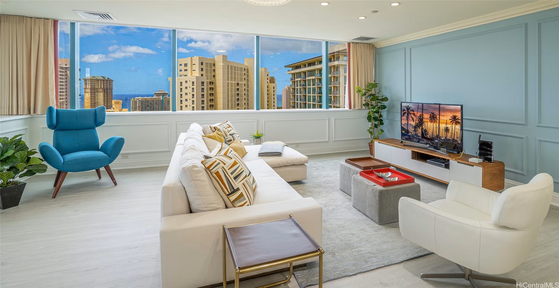 1888 Kalakaua Avenue 3504