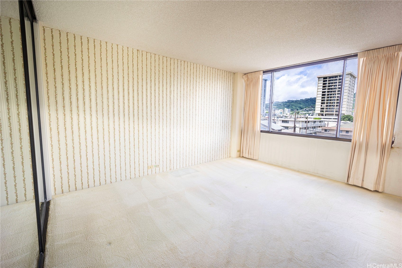 2232 Kapiolani Boulevard 404