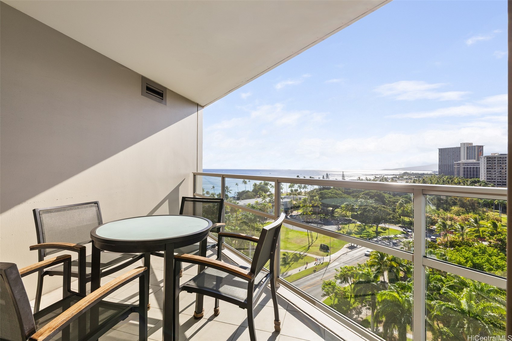 223 Saratoga Road 1215