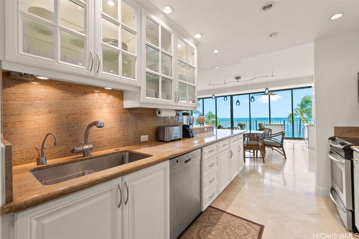 Kahala Beach Condominium