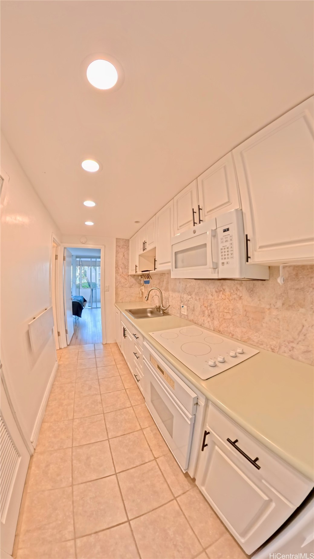 1720 Ala Moana Boulevard B508