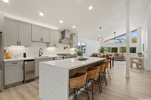 1244 Mokuhano Street Honolulu HI 96825