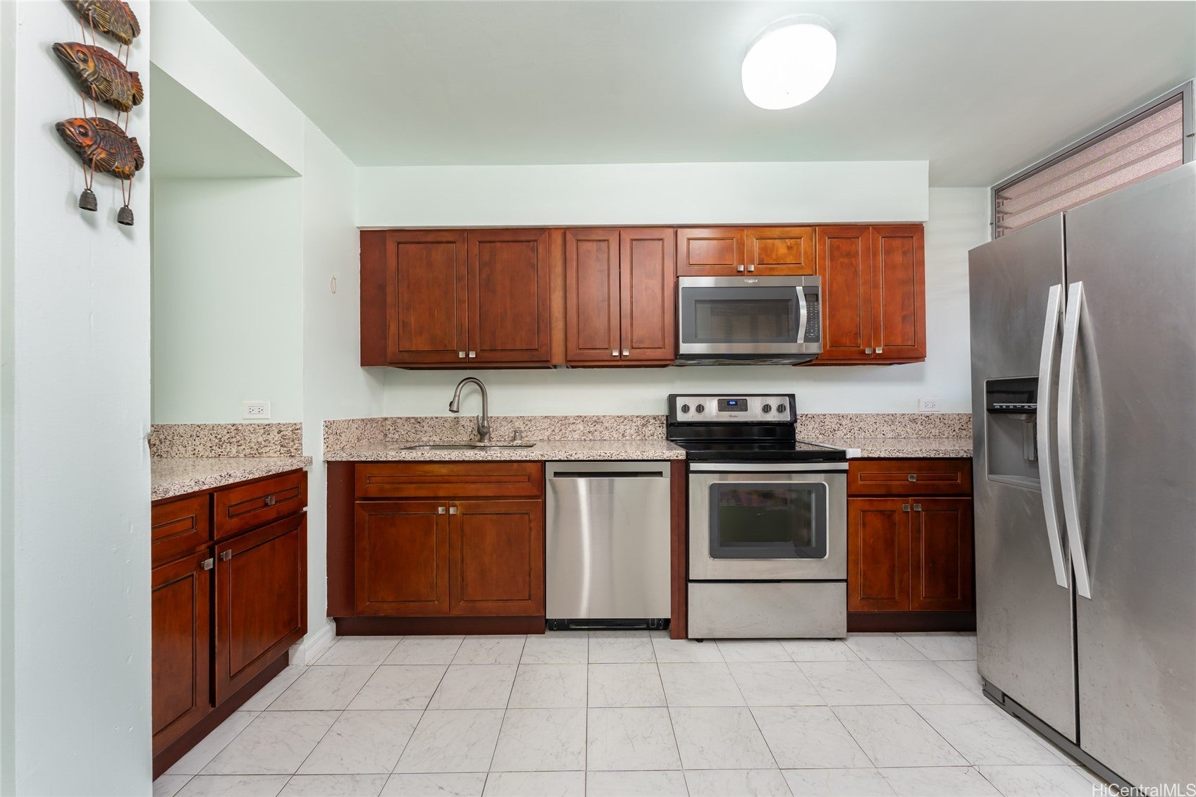 500 University Avenue 320