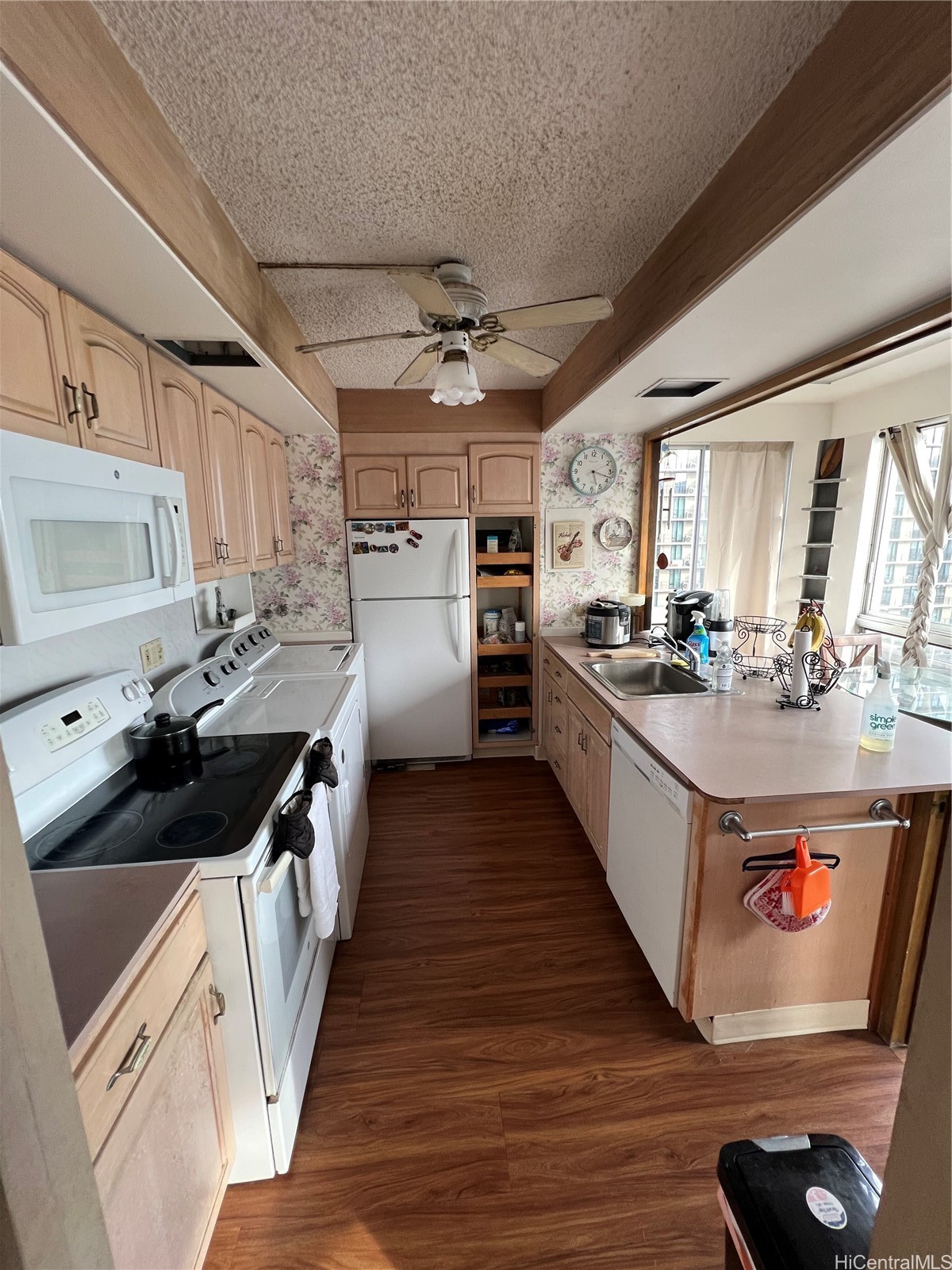 Palms Inc Residential Lease
