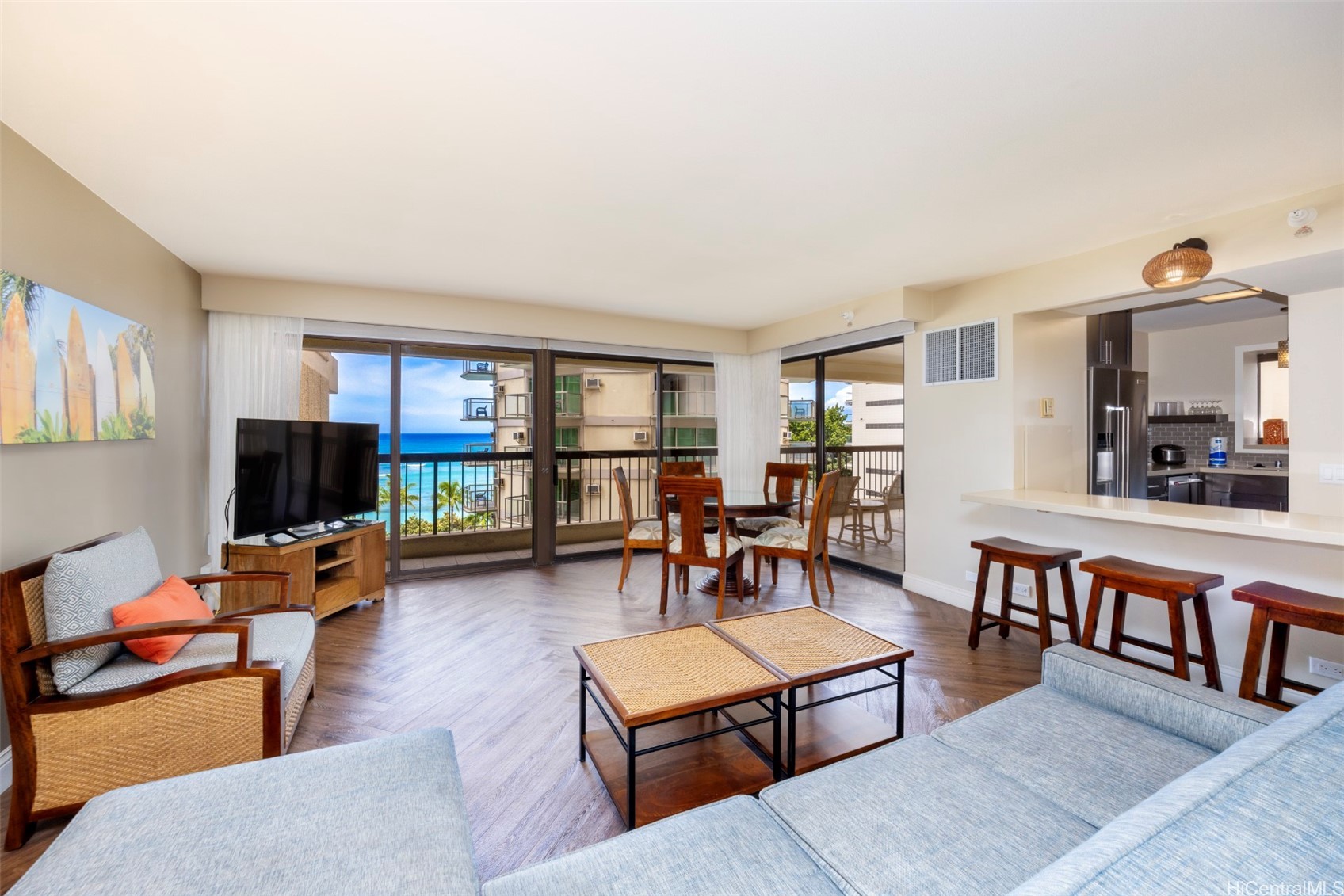 2470 Kalakaua Avenue 704