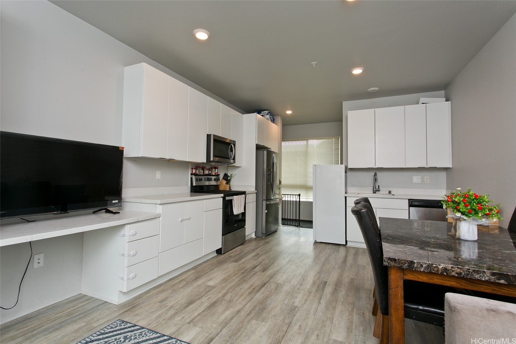 91-3575 Kamolehonua Street 916