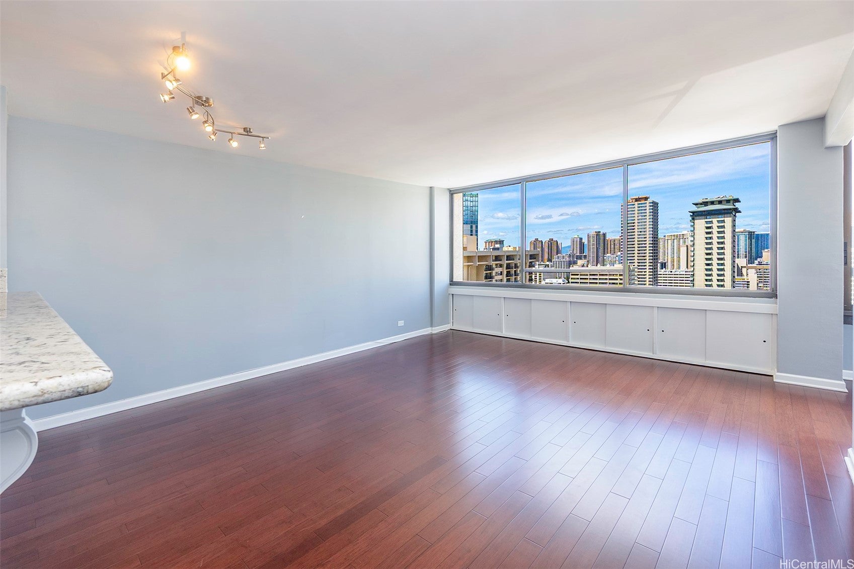 430 Lewers Street 2801