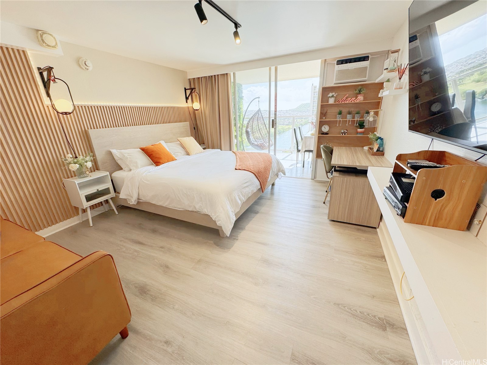 445 Seaside Avenue 2003