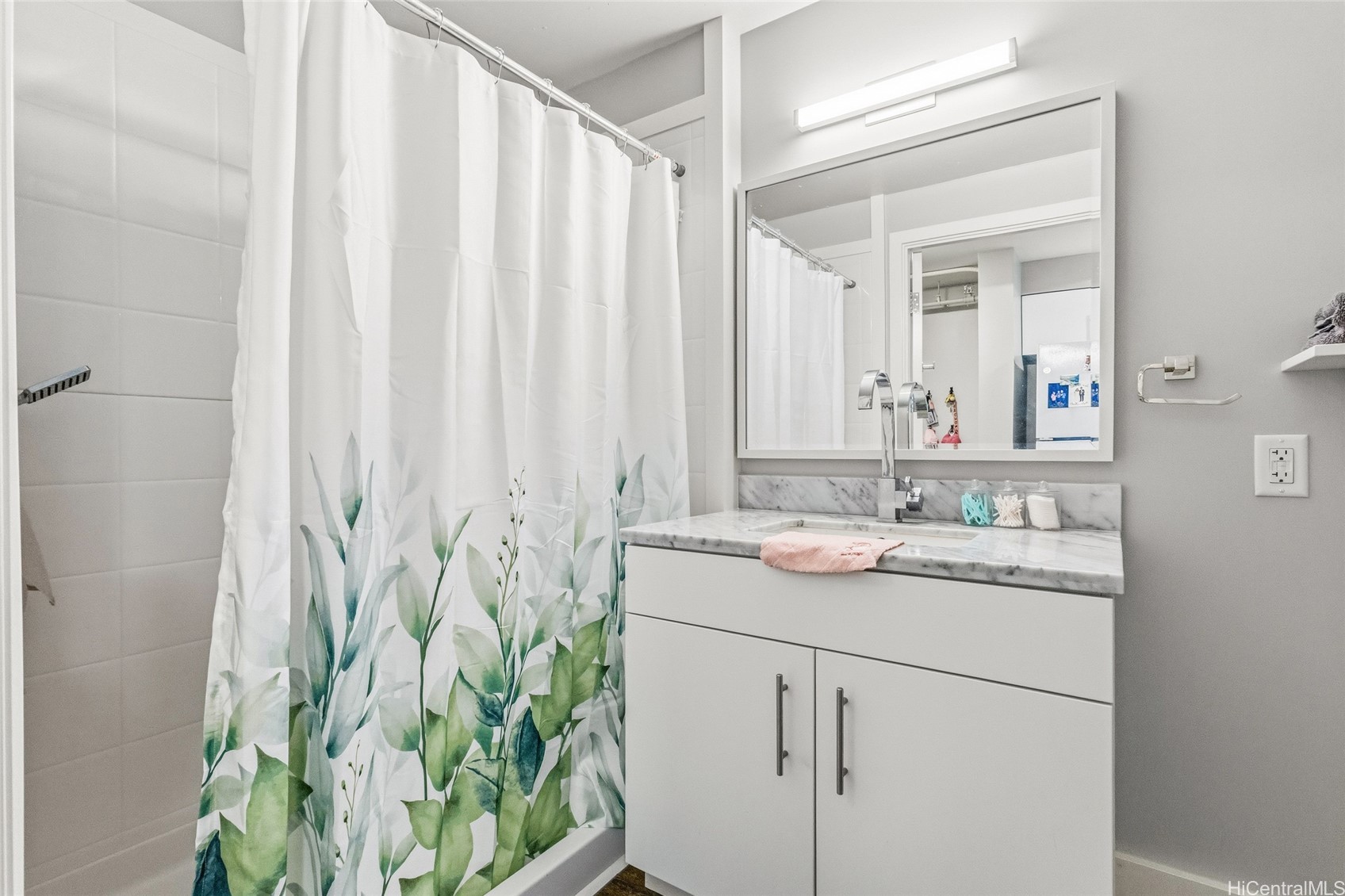 803 Waimanu Street 702