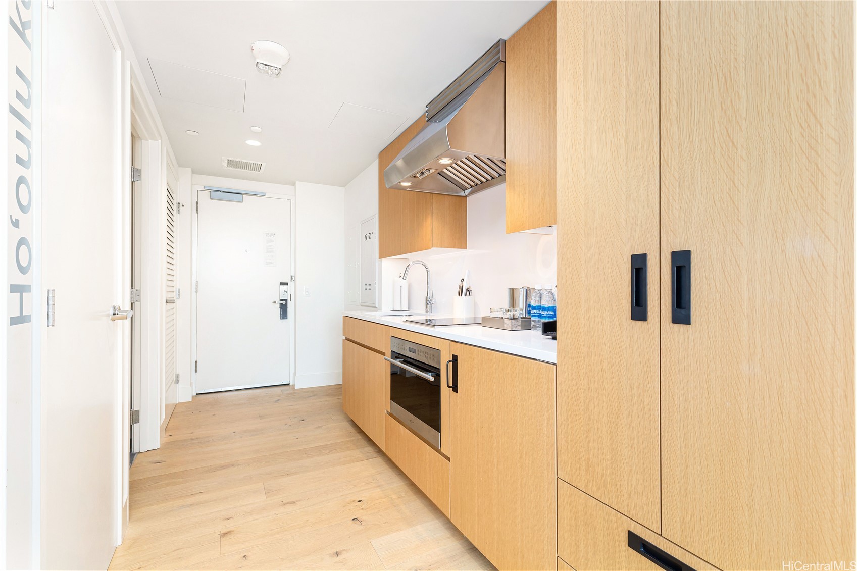 1390 Kapiolani Boulevard 3808