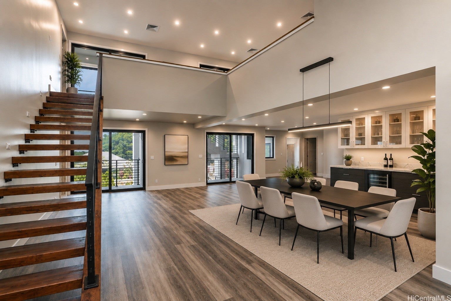 4556 Sierra Drive
