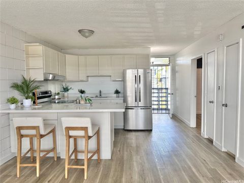 1506 Kaumualii Street A302 Honolulu HI 96817