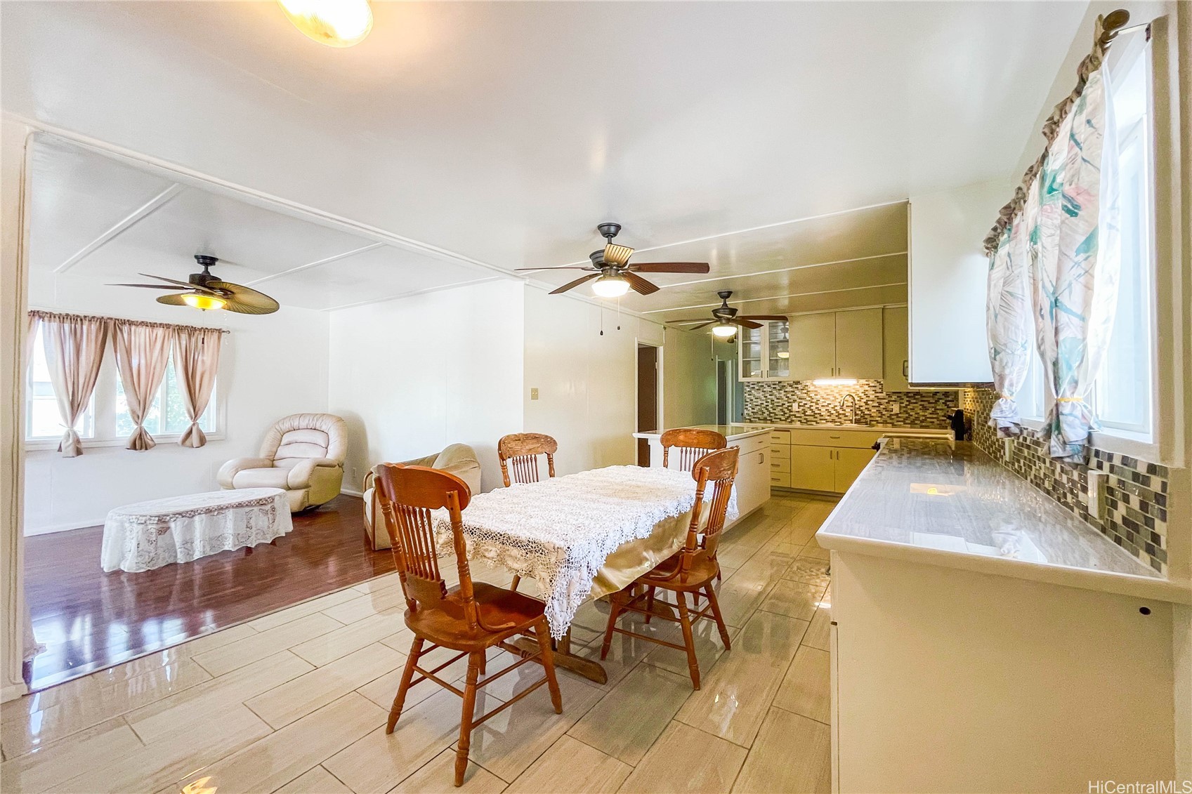 87-609 Manuu Street