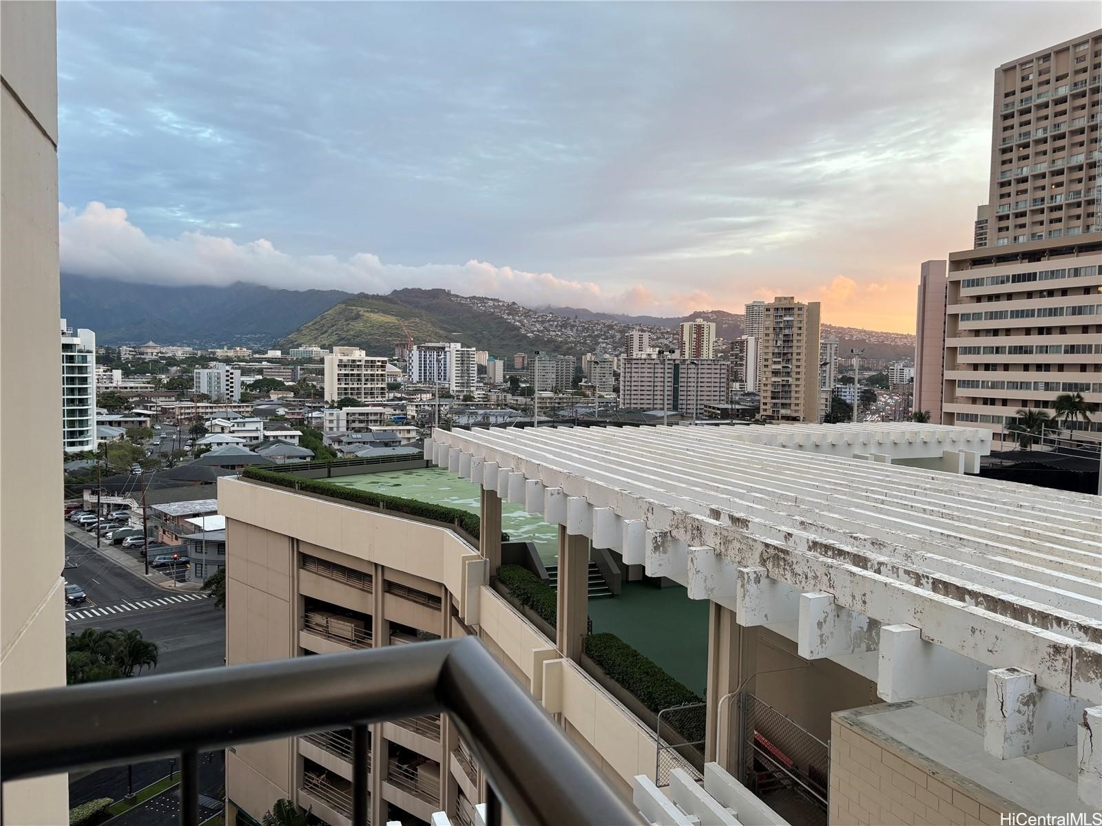2333 Kapiolani Boulevard 1008A