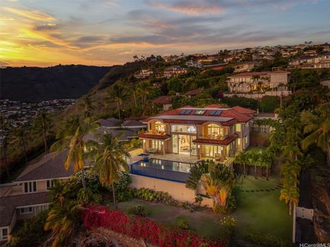 Photo of 269 Kaialii Place, Honolulu, HI 96821 (MLS # 202523956)