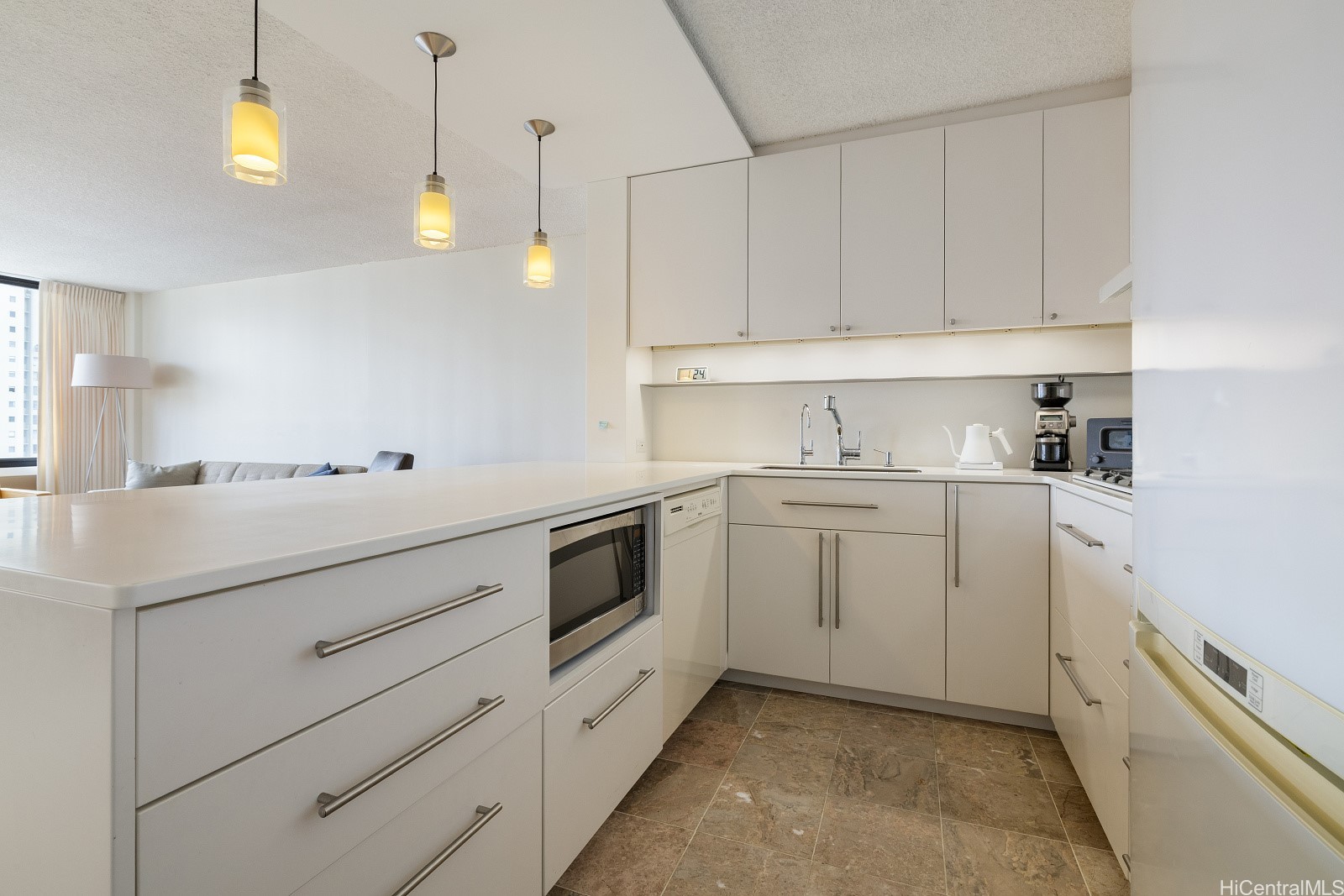 430 Lewers Street 2802