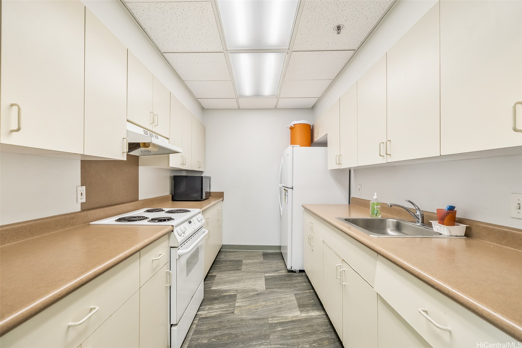 1448 Young St Condominium