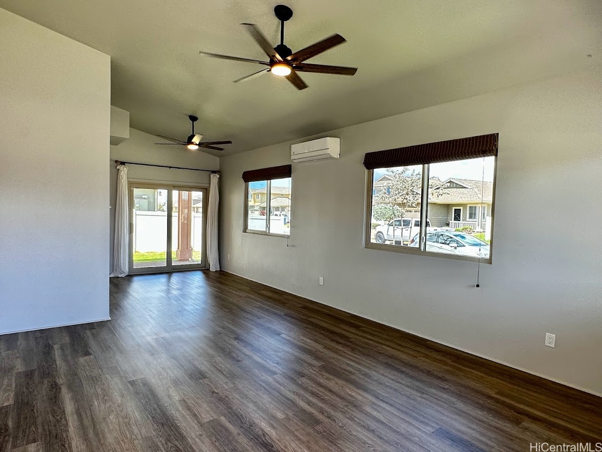 91-988 Pue Pue Street