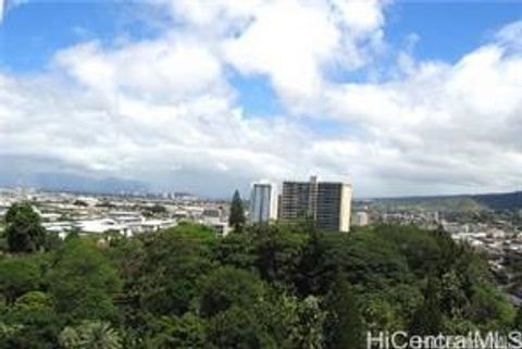 Photo of 1519 Nuuanu Avenue #1440, Honolulu, HI 96817 (MLS # 202605875)