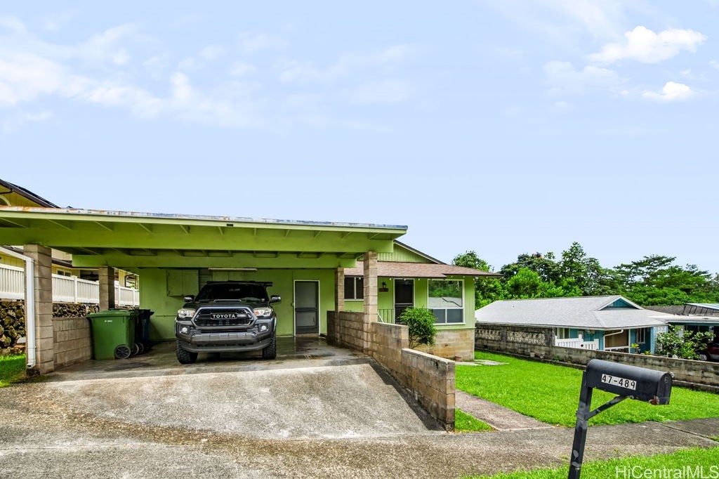 47-489 Ahulimanu Place