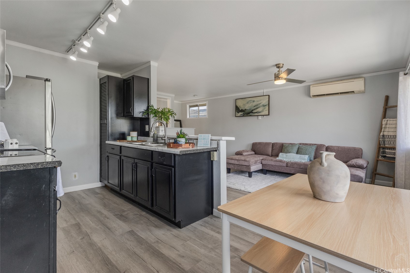 91-1033 Hoomaka Street 66