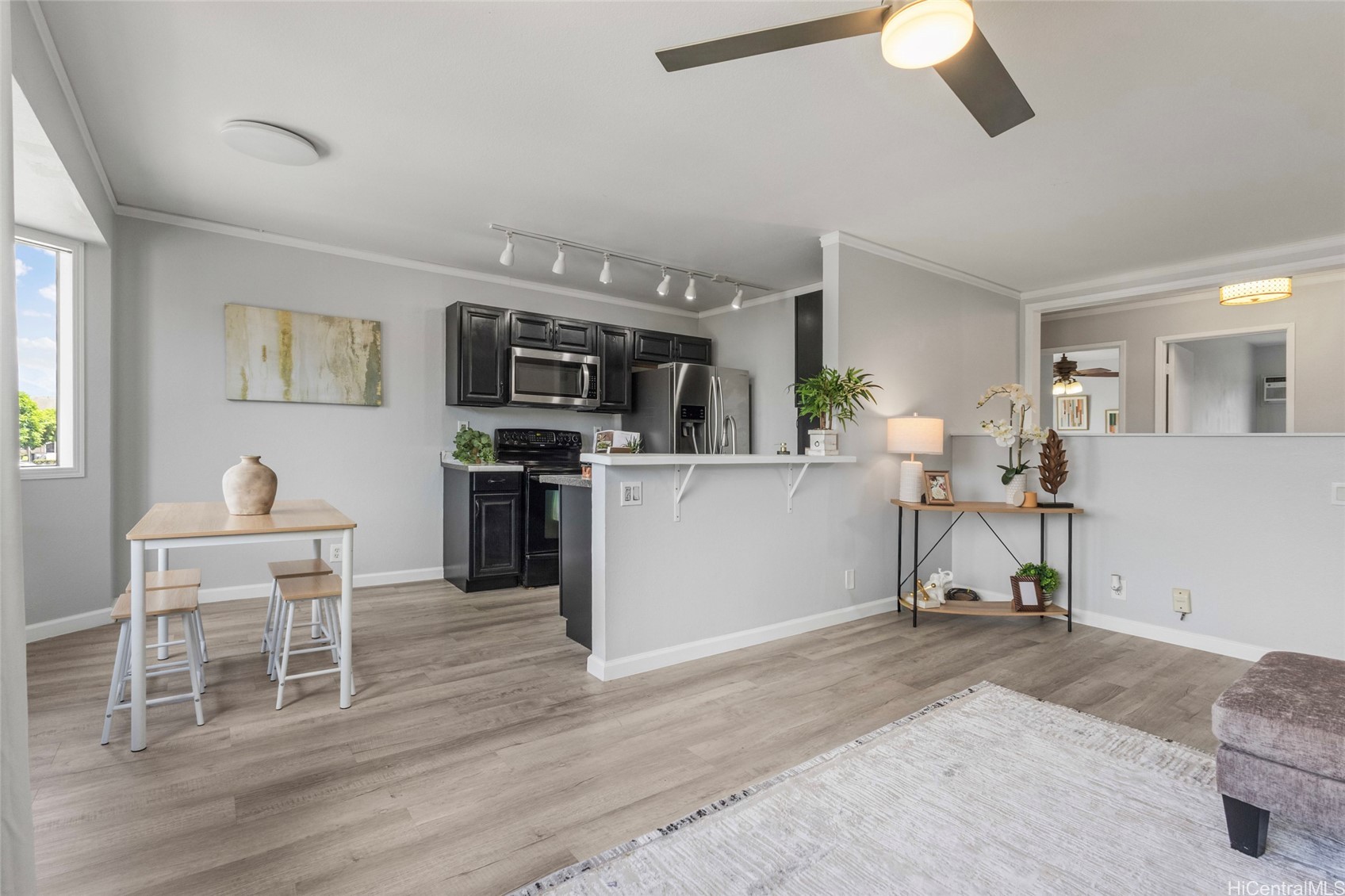 91-1033 Hoomaka Street 66