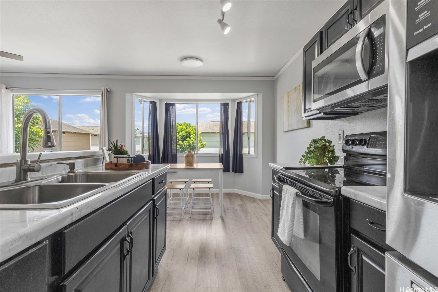 91-1033 Hoomaka Street 66