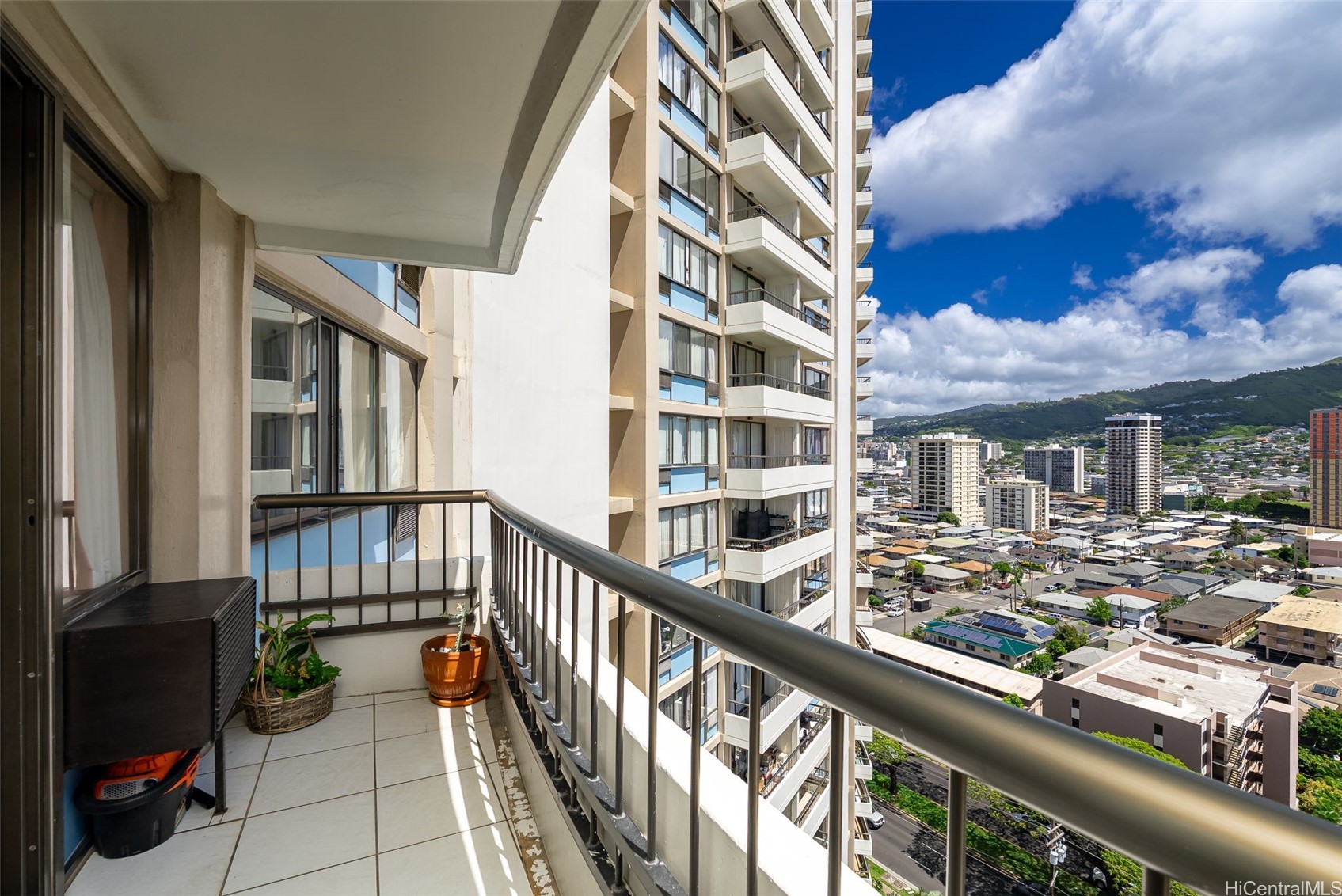 2333 Kapiolani Boulevard 1607