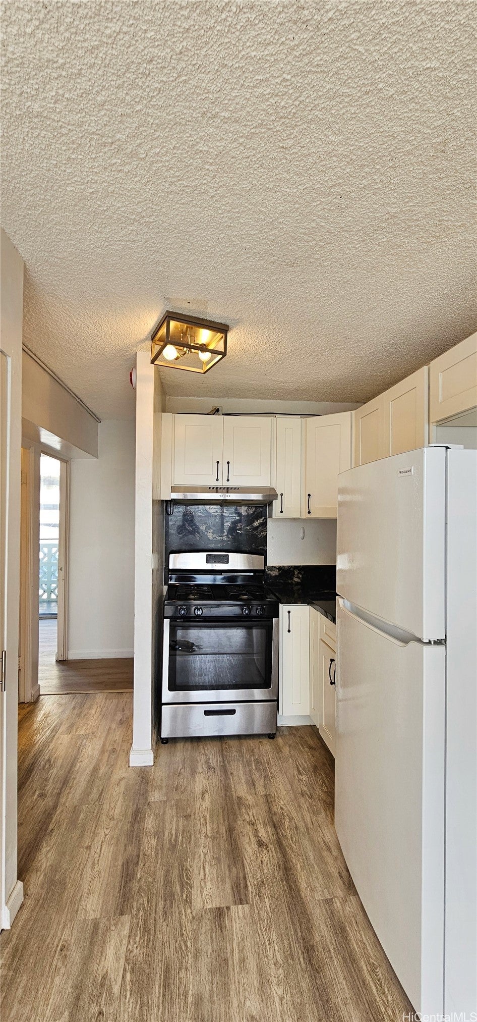 2120 Fern Street 204